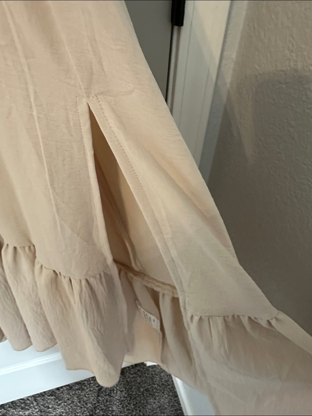 Women’s Cream/Beige Puff-Sleeve Embroidered Midi Dress NWT 1XL - Picture 8 of 10